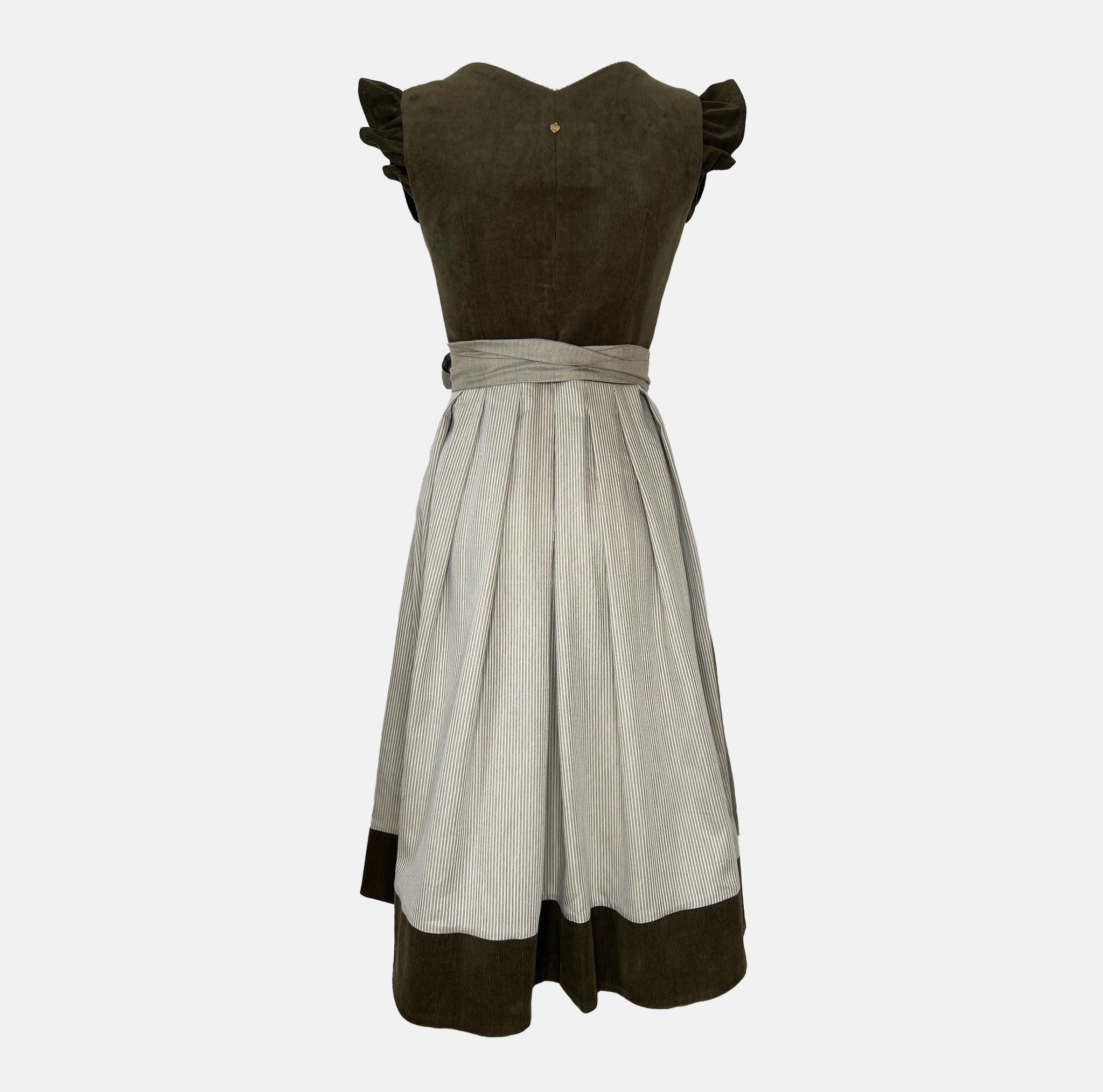 High-quality Alpenherz Dirndl Marie in olive cord with removable wing sleeves – fashionable, modern, and perfectly on trend for Oktoberfest.