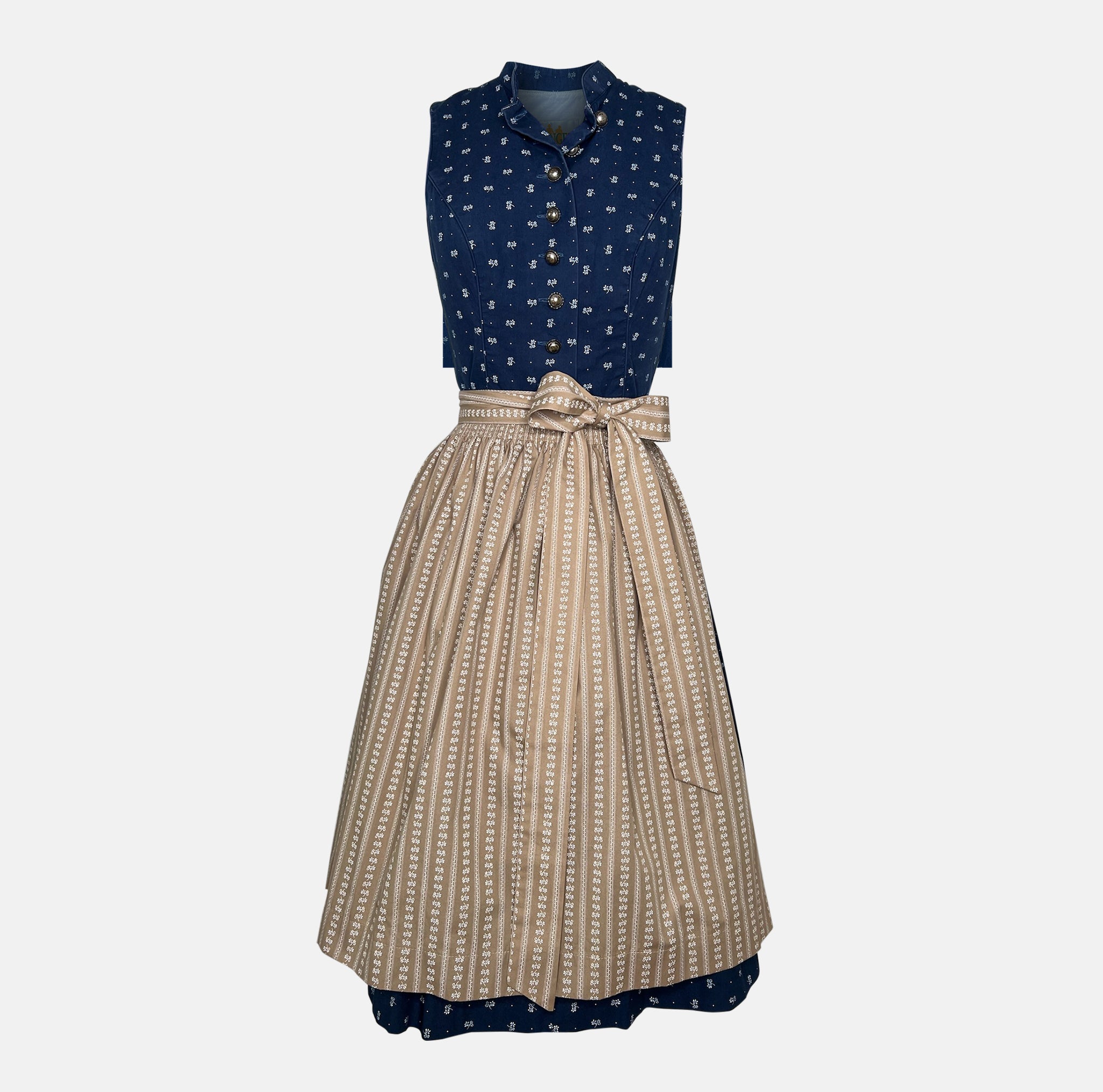 Rent the beautiful dirndl dress by Wenger – perfect for Oktoberfest and events. Trusted dirndl rental in Munich and across Germany.