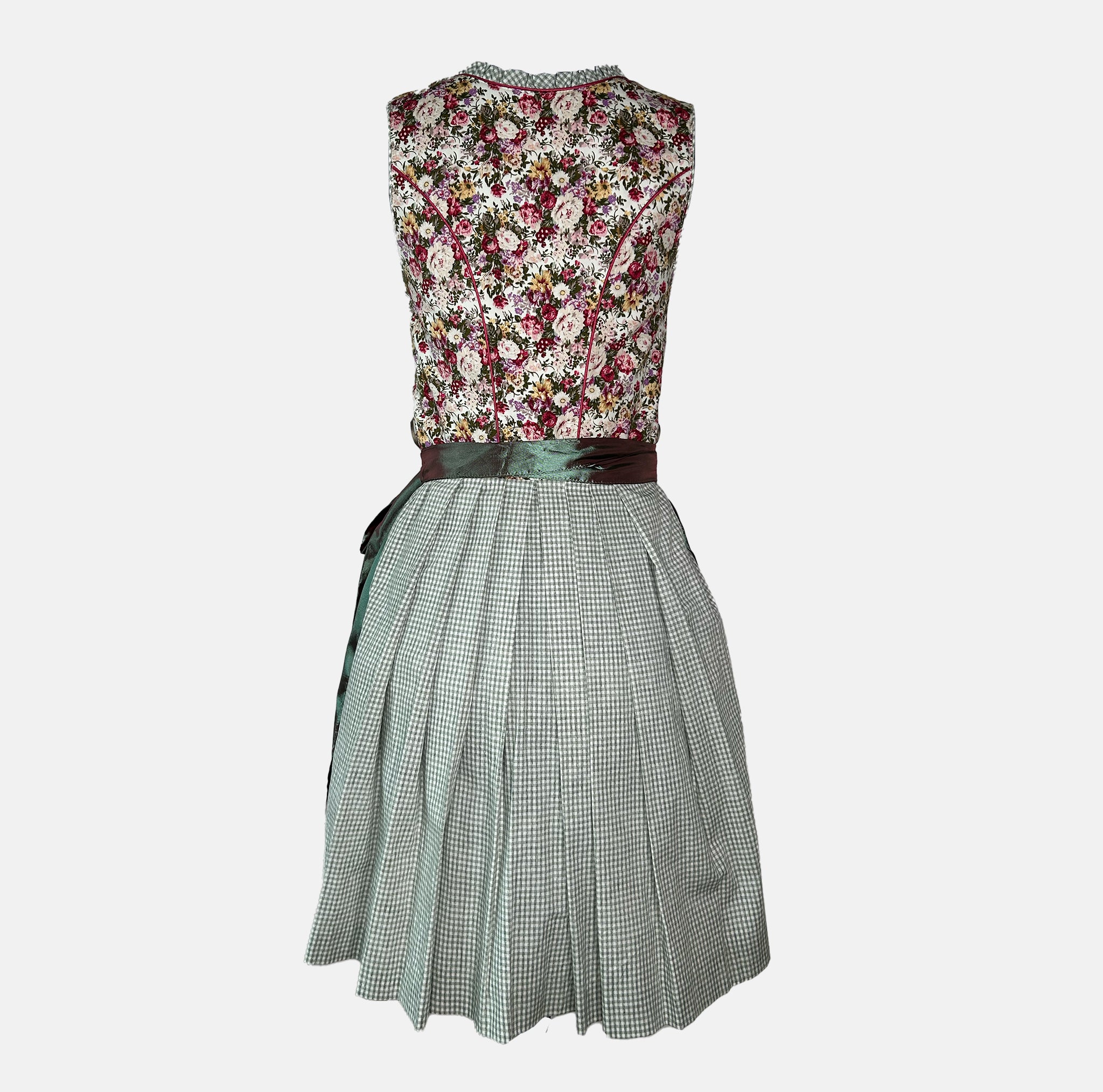 Affordable dirndl dress rental in Munich or online. Rent this stylish Krüger dirndl—perfect for Oktoberfest and events. Book your dirndl cheap today!