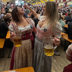 Rent your Krüger Mini Dirndl dress Glam Girl or Berwin Dirndl for Oktoberfest online or in Munich on Versatile OTM 