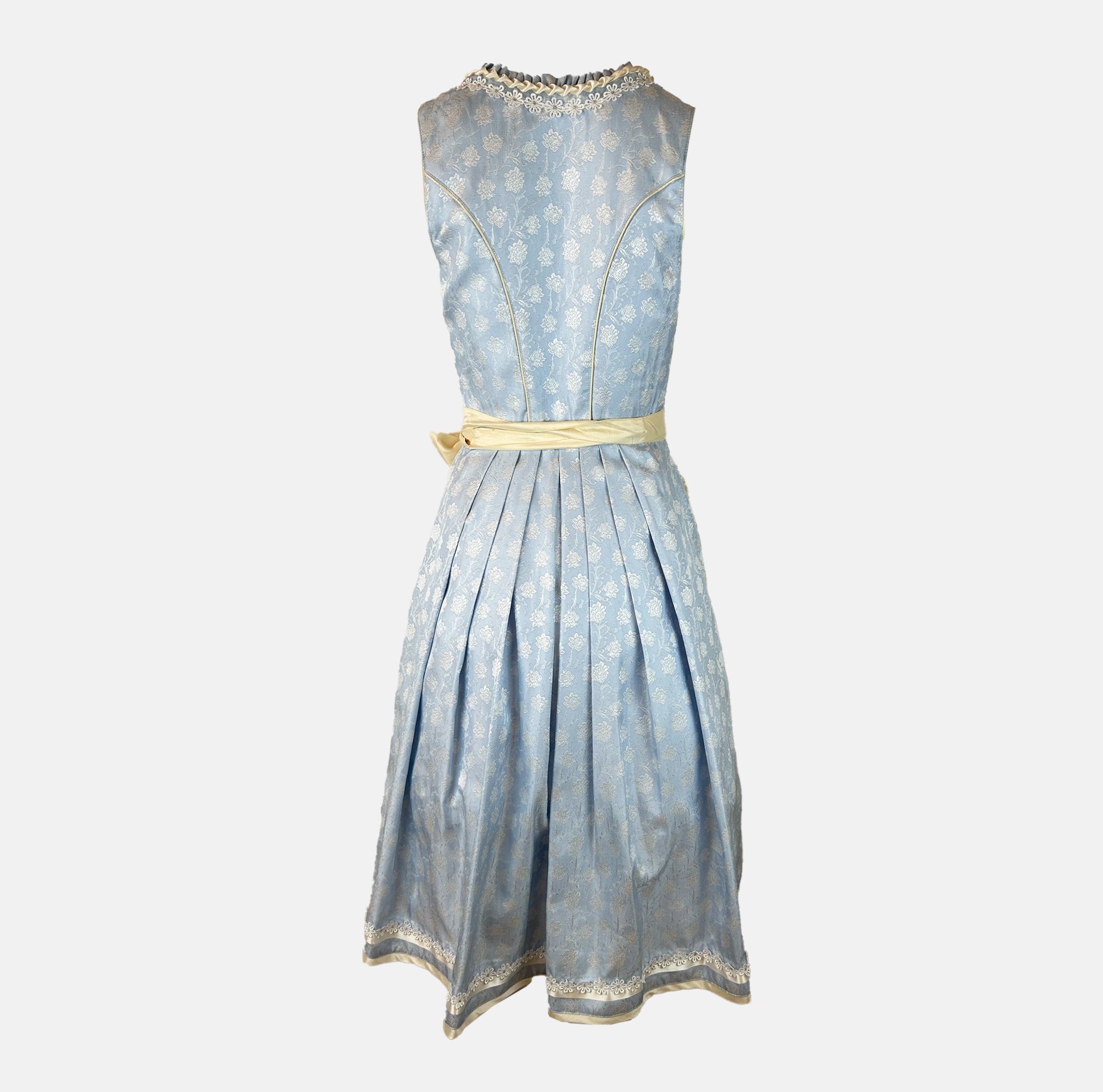 Rent the elegant Dirndl Maylin by Krüger Collection online at versatile-otm.com or in Munich. Perfect for Oktoberfest with modern style and traditional charm.