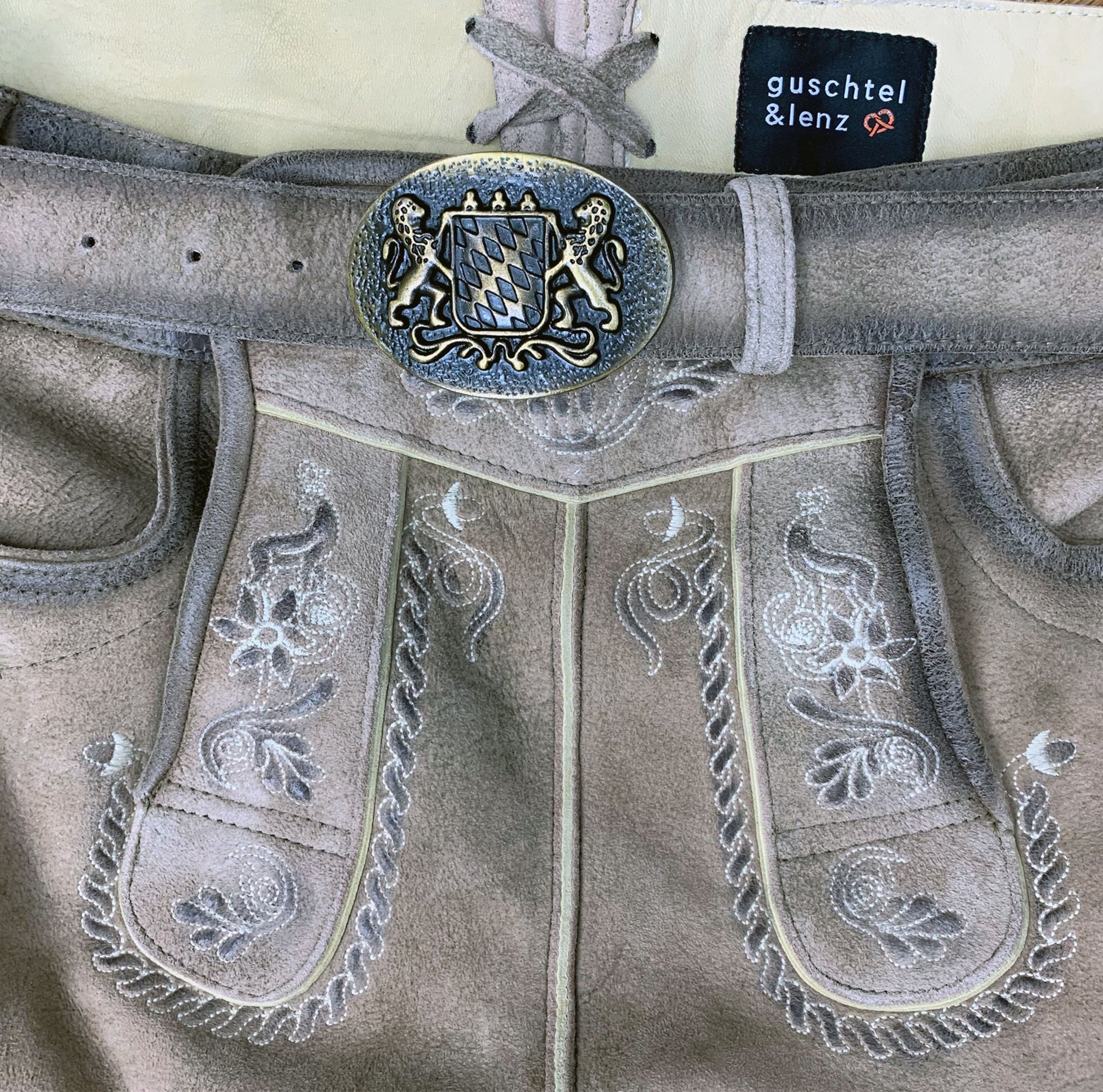 Close up of a Bavarian Lederhosen - rent your premium quality Lederhosen in Munich for Oktoberfest 