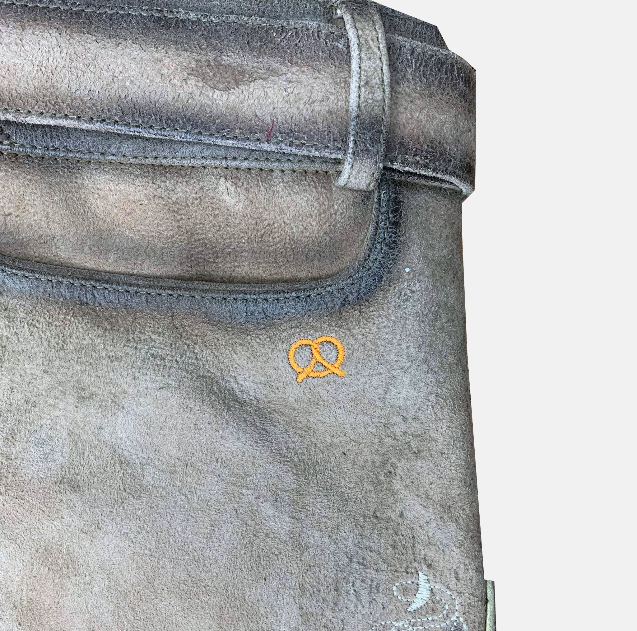 Close up of a Lederhosen - rent your premium quality Lederhosen in Munich for Oktoberfest 