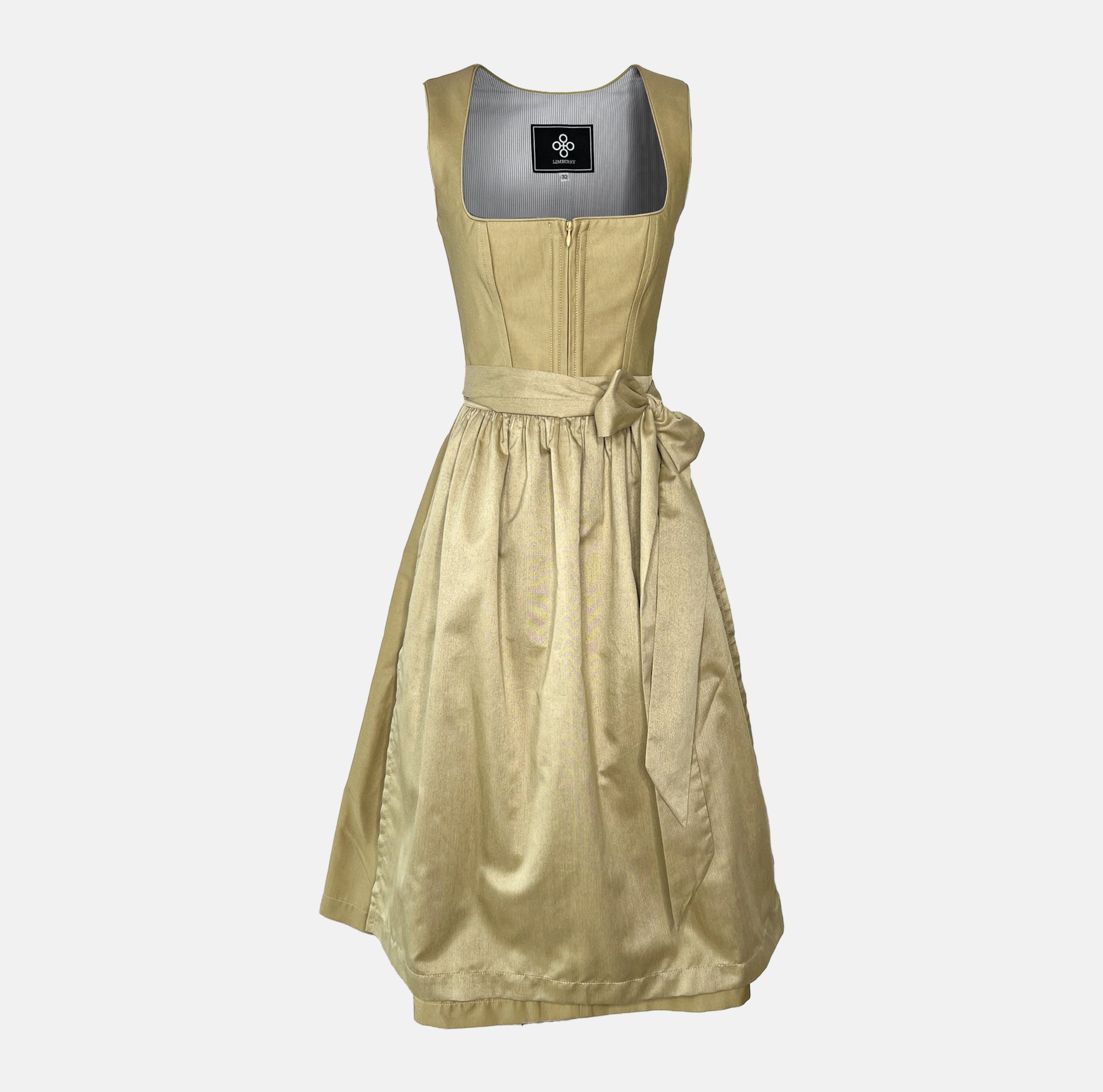 ELAINE SPRING GREEN Dirndl from LIMBERRY is a stunning and versatile piece ready to rent for Oktoberfest 