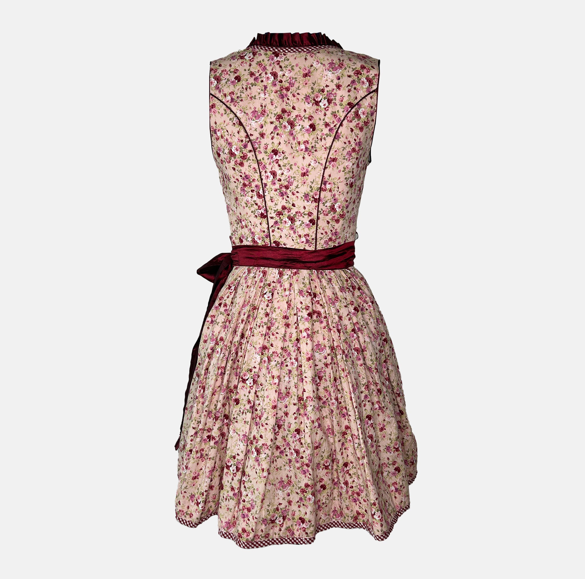 Affordable dirndl dress rental in Munich or online. Rent this stylish Krüger dirndl—perfect for Oktoberfest and events. Book your dirndl cheap today!