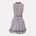 Versatile rental dirndl: Krüger Siggi floral dirndl with gingham apron and red lace-up bodice, authentic Bavarian Oktoberfest outfit