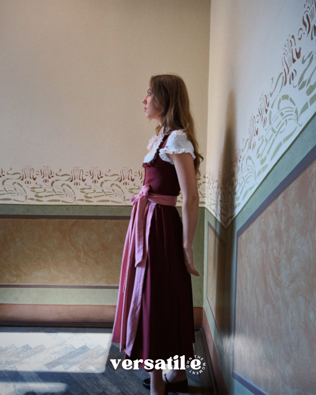Handmade Premium Dirndl by Versatile - sustainable Dirndl rentals 