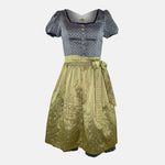 Rent a traditional Wenger dirndl dress from Versatile – vintage-inspired square neckline and puffed sleeves for Oktoberfest