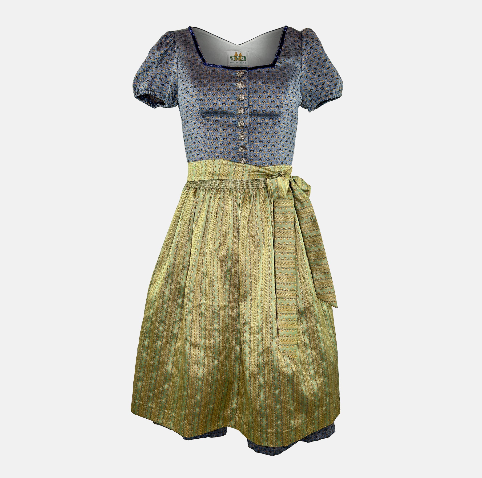 Rent a traditional Wenger dirndl dress from Versatile – vintage-inspired square neckline and puffed sleeves for Oktoberfest