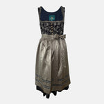 Elegant traditional Wenger Dirndl with floral embroidery and satin apron – available to rent via Versatile for Oktoberfest or festive events.